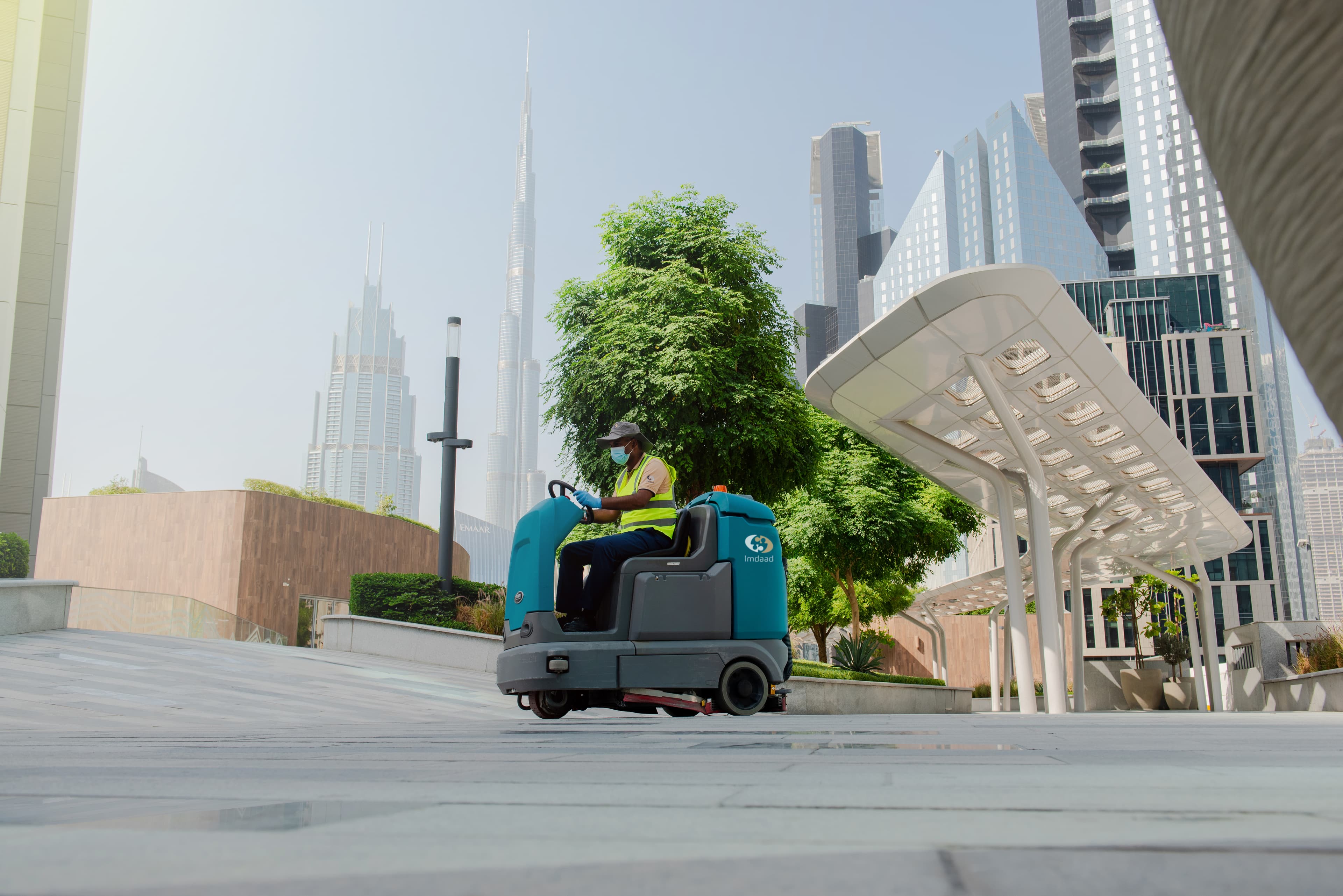 Soft FM vs Hard FM in Facilities Management: Key Differences, Benefits, and Examples