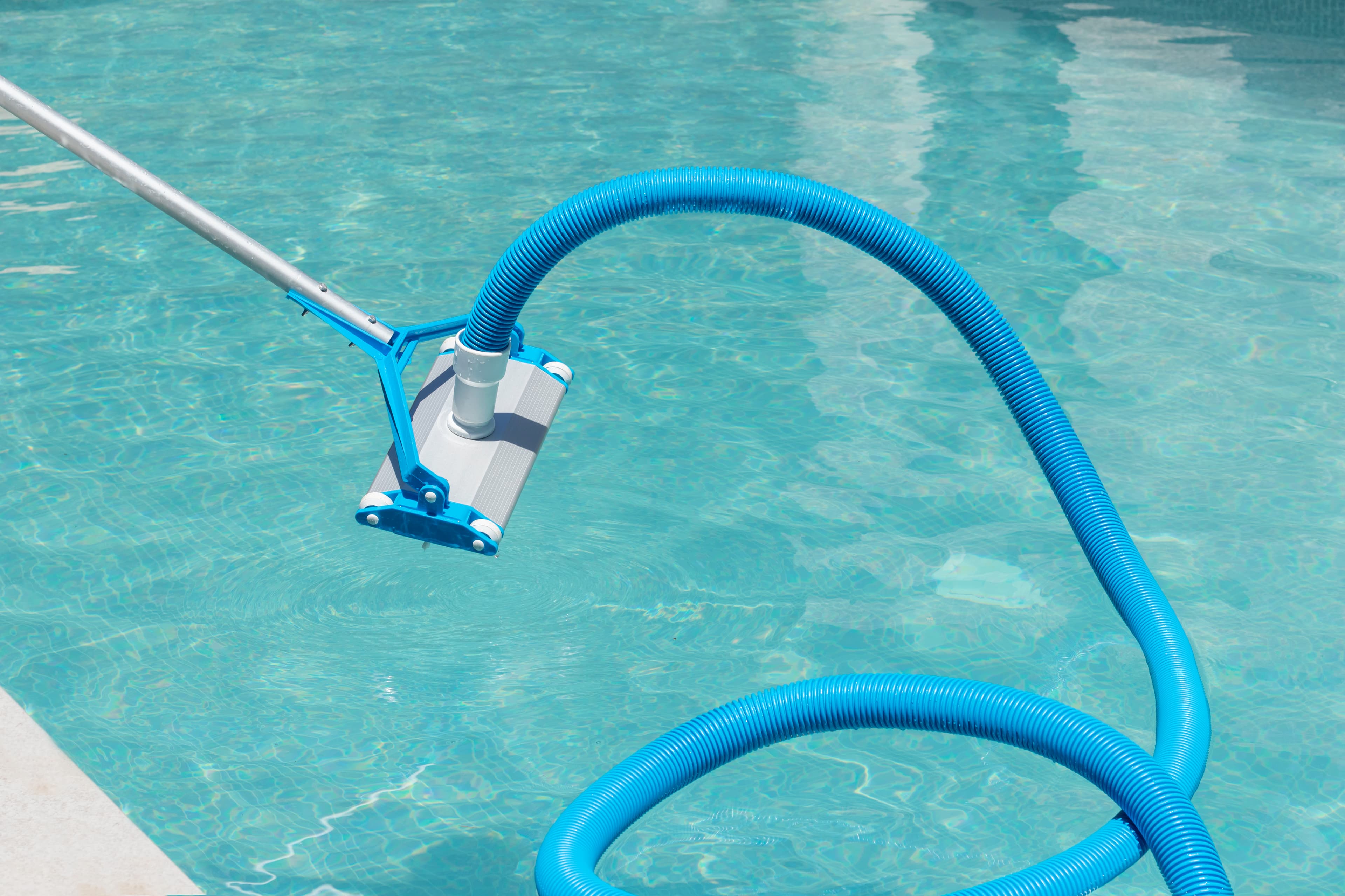 Swimming Pool Cleaning